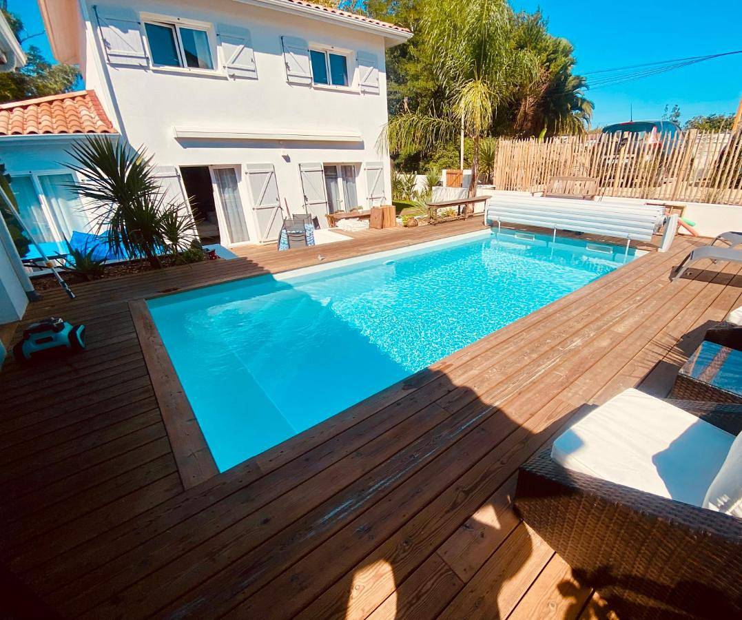 Villa exceptionnelle à Bayonne avec piscine et parking privée in Bayona (Francia), Region de Bayona