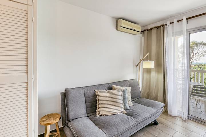 Apartamento entero, Apartamento 'Rio Costa' con vistas al mar, Wi-Fi y aire acondicionado in Ampuriabrava, Alt Empordà