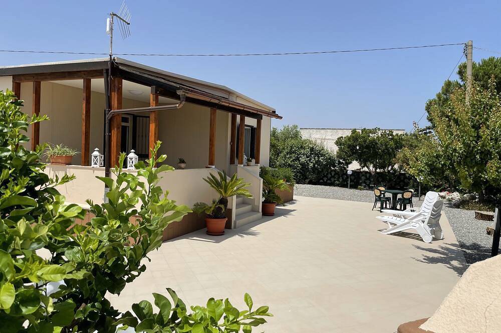 Villa Calafetente - Quiet&Relax at 2 Mins from the beach in Torre Canne, Salento