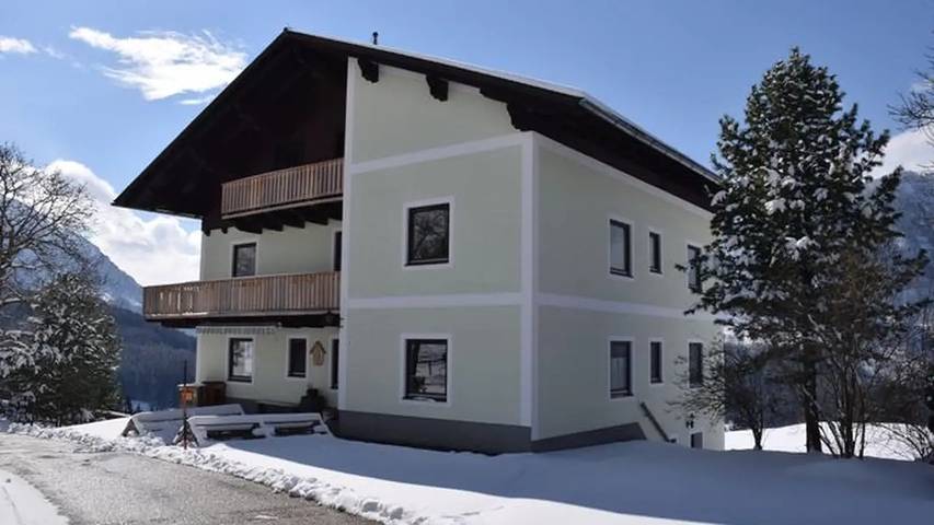 Ferienwohnung für 3 Personen, mit Sauna und Garten in Spital am Pyhrn