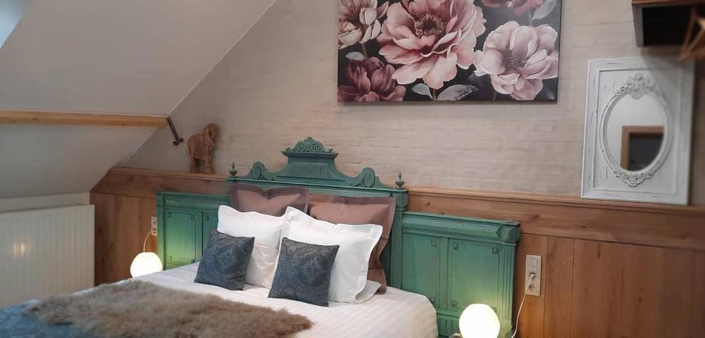 B&b voor 2 personen, with Terras and Tuin as well as Uitzicht in Belgisch-Limburg