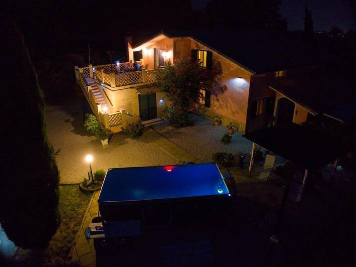 Gîte pour 6 personnes, avec jardin ainsi que piscine et vue, animaux acceptés à Penne - 4