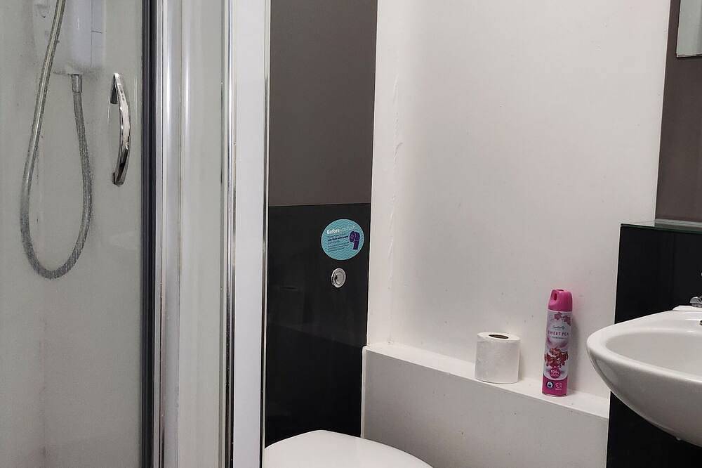 Private Ensuit Room in Coventry, Birmingham e dintorni
