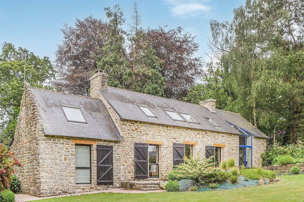 Beautiful home in Pont Aven with Wifi in Pont-Aven, Côte de Cornouaille