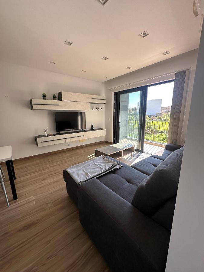 Appartement entier, Two-Bedroom Apartment with Balcony in Safi, Île de Malte