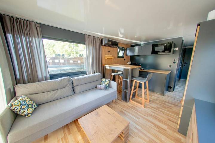 Boot voor 6 personen, with terras and tuin as well as uitzicht and sauna, met huisdier - 1