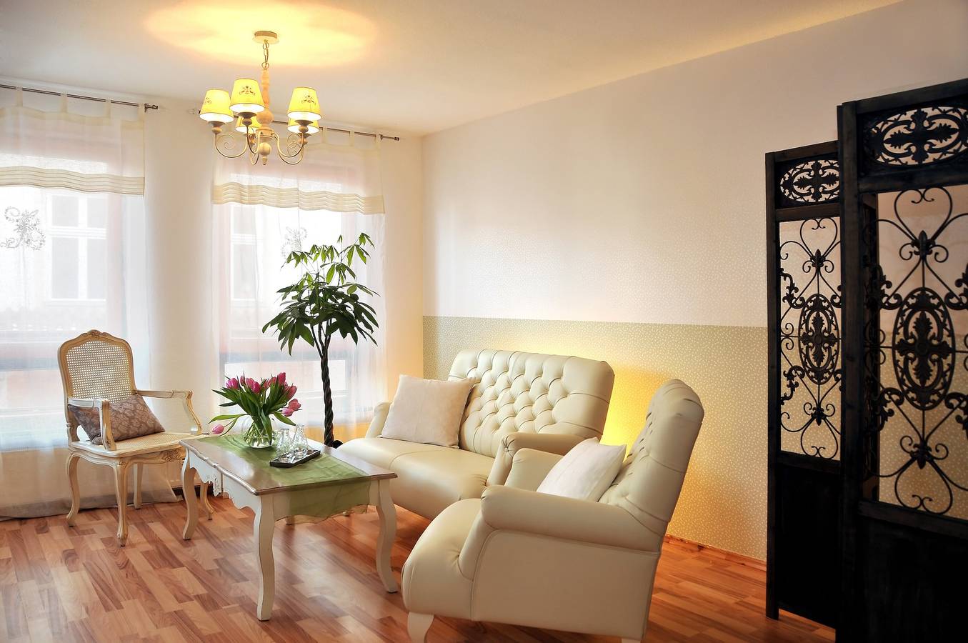 Ganze Wohnung, Ferienwohnung 'Wohnungen 'am Kütertor' - Kogge' mit Balkon und Wlan in Ozeaneum Stralsund, Stralsund