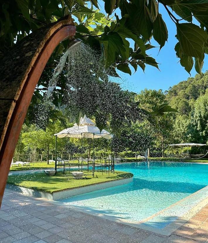 Hotel para 2 personas, con piscina y jardín además de vistas y sauna - 1