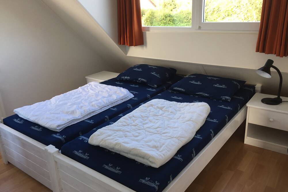 Komfortable Ferien-Villa im 5-Sterne Park Zeeland am Grevelingermeer/Brouwersdam in Scharendijke, Zeeuwse Kust