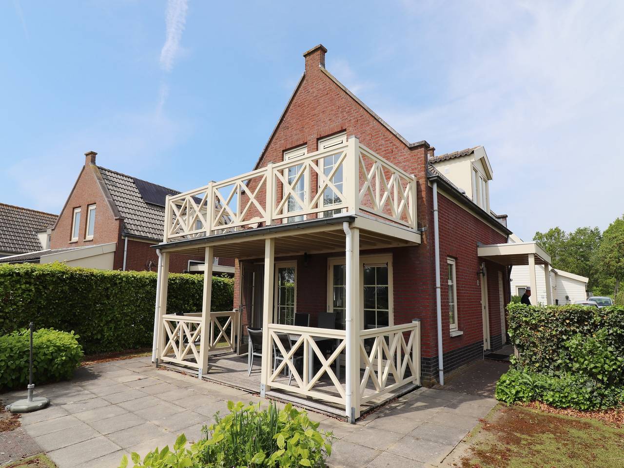 Bungalow am Wasser bei Rotterdam in Bernisse, Niederländische Nordsee