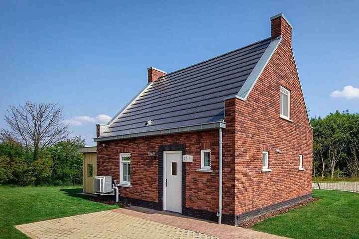 Premium Outdoor 4p - Two Bedroom Villa, Sleeps 4