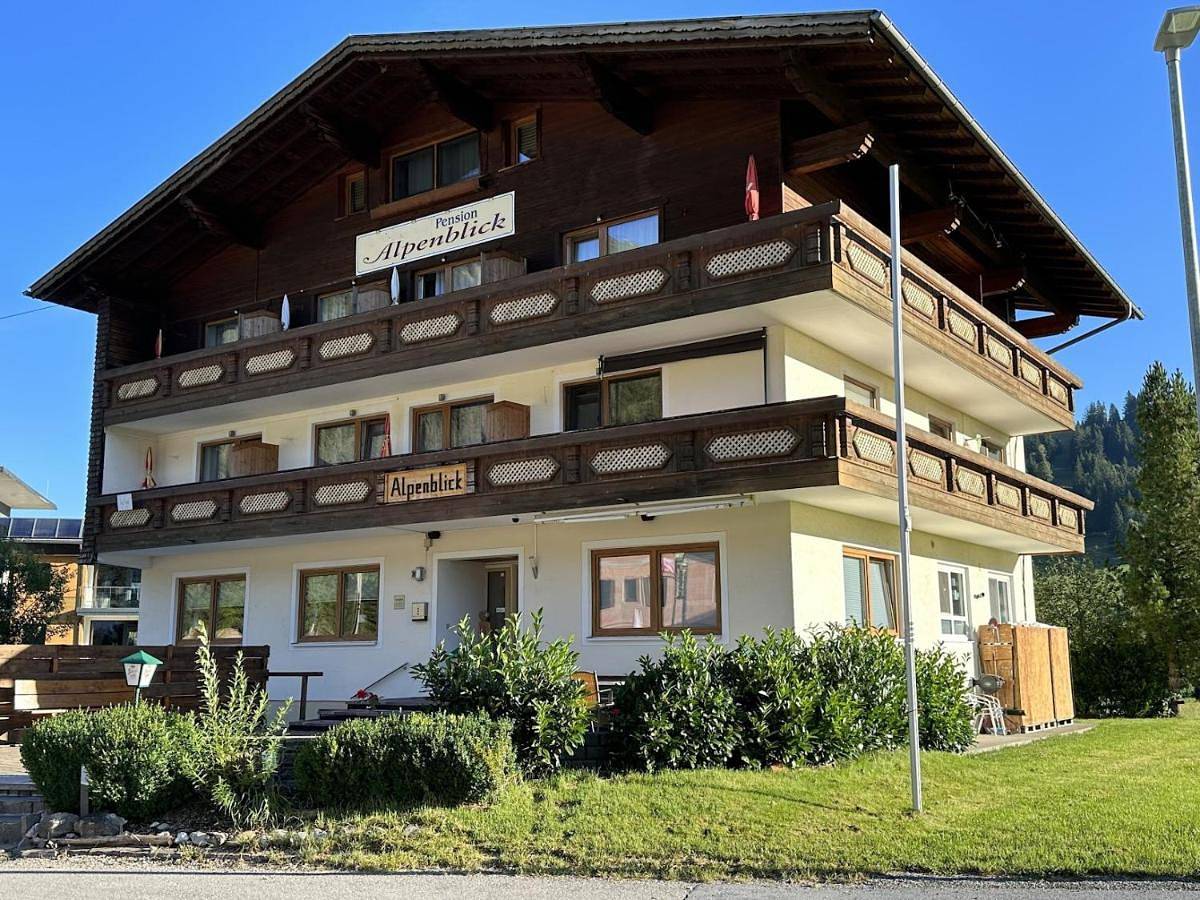 Lutz Alpenblick B&B in Schattwald, Allgäuer Alpen (Österreich)