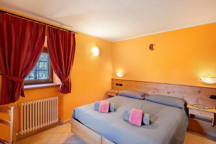 Chalet für 4 Personen, mit Garten in Livigno