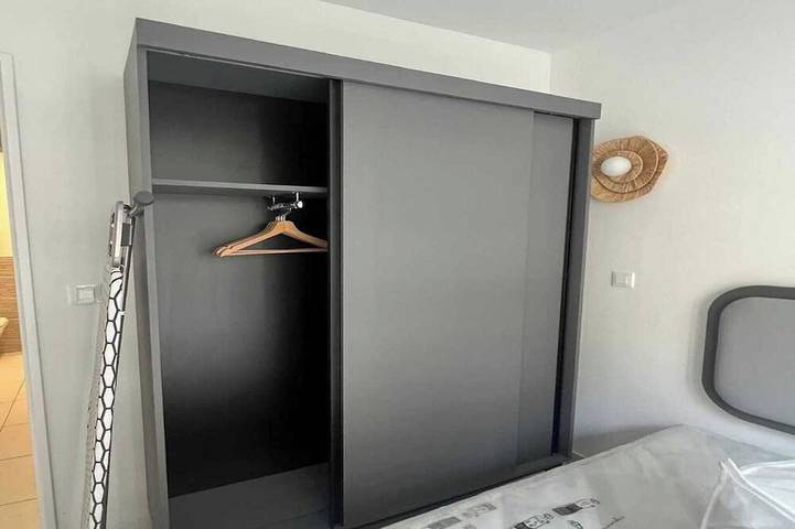 Entire apartment, Charming Appt - 1Bdr/2P - Near Paris & La Défense in Suresnes, Hauts-de-Seine