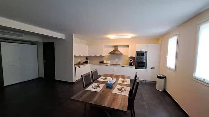 Gîte pour 6 personnes, avec jacuzzi, adapté aux familles dans Office De Tourisme De Beaulieu Sur Mer - 4