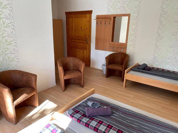 Location de vacances pour 2 personnes, avec vue ainsi que terrasse et jardin dans Konigerode - 4