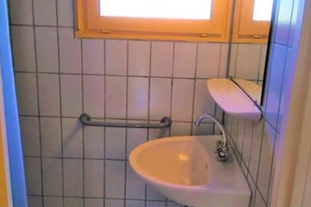 Casa de 1 dormitorio para 5 personas (1) in Villefranche-de-Panat, Aveyron (desambiguación)