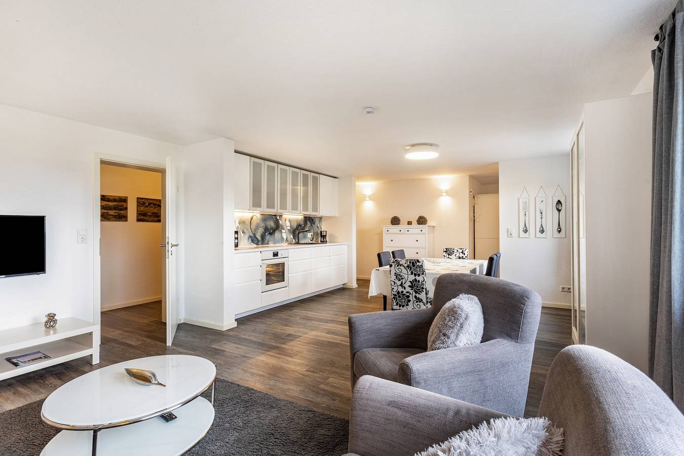 Ganze Wohnung, Ferienwohnung 'Gute Zeit' mit privater Terrasse, privatem Garten und Wlan in Langscheid (Sorpesee), Sundern