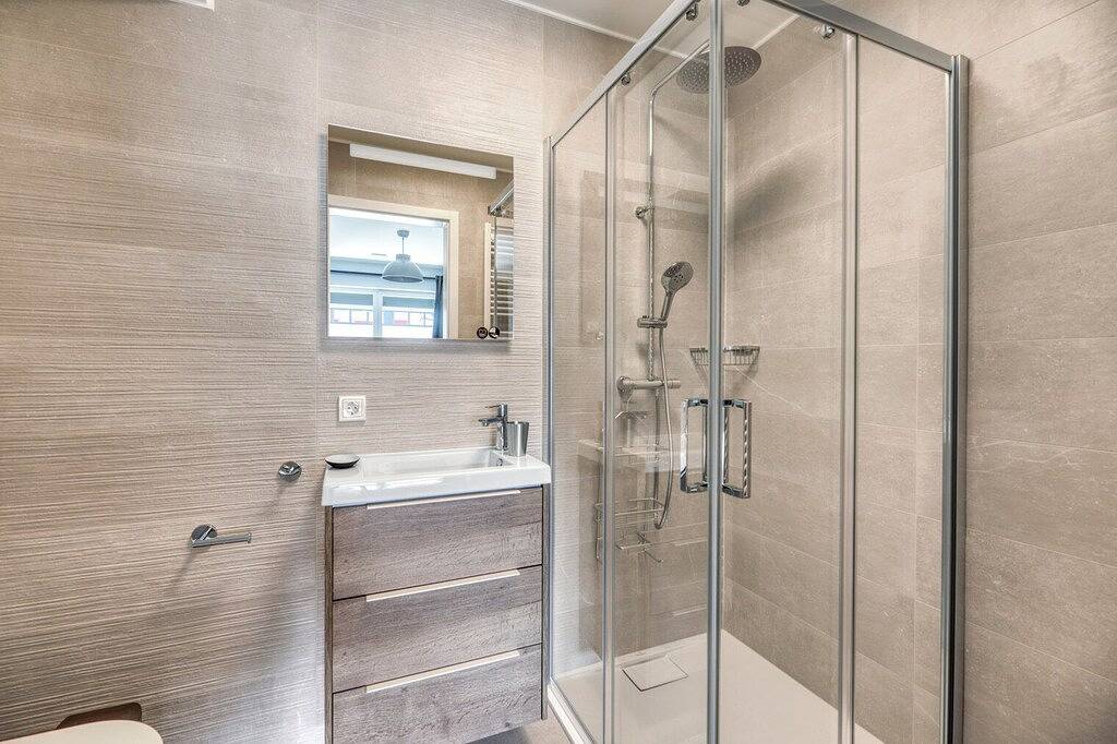 Appartement entier, New Build Eich 1Br  w/ Balcony & Elevator, by Blueground in Luxembourg (ville), Luxembourg