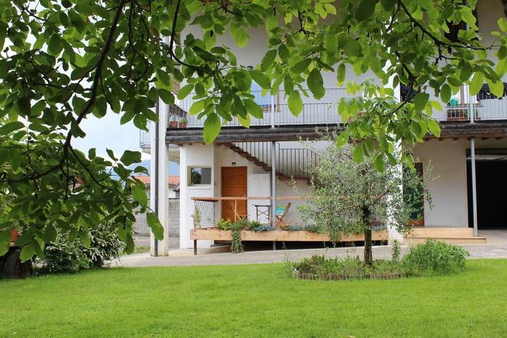 Appartamento vacanze per 5 persone, con vista lago e giardino nonché panorama, con animali domestici - 1