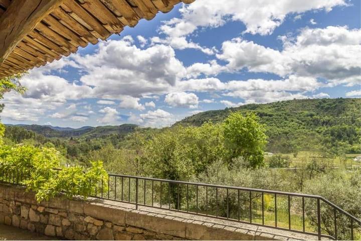 Location de vacances pour 13 personnes, avec jardin ainsi que piscine et vue à Les Assions - 4