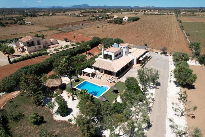 Ferienhaus für 8 Personen, mit Balkon und Terrasse sowie Garten und Pool in Ses Covetes - 2
