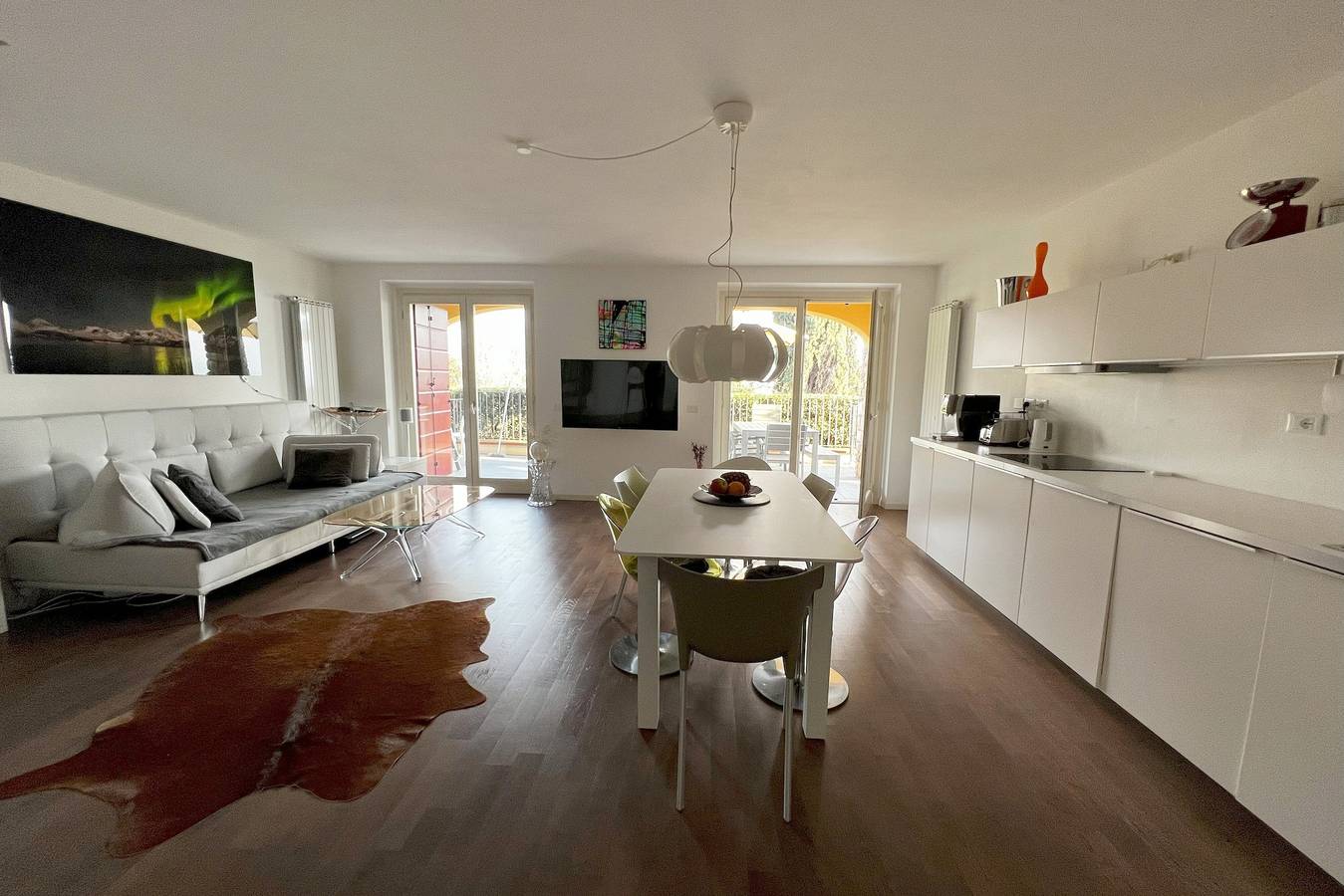 Ferienwohnung mit Seeblick und Pool in Maderno, Toscolano-Maderno