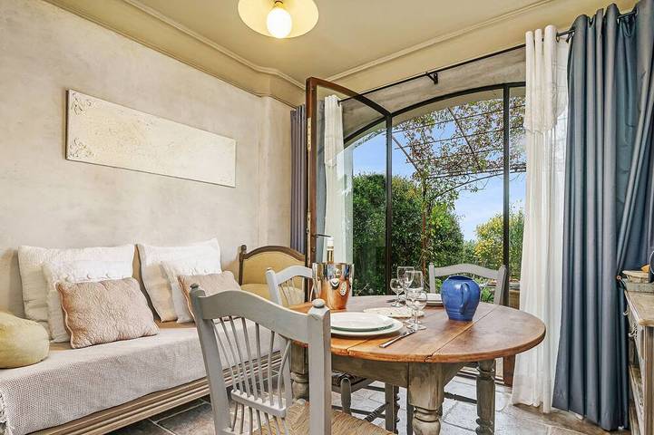 Appartement de vacances pour 2 personnes, avec jardin et piscine