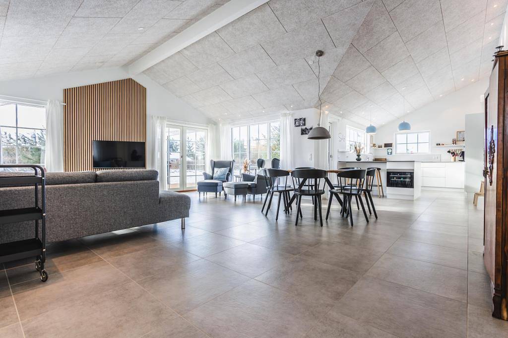 Modern holiday home with enclosed terrace near the beach in lønstrup, Hjørring Region