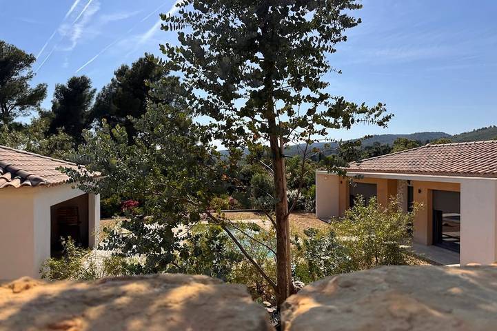 Maison de vacances pour 4 personnes, avec jardin et terrasse à La Cadière-d'Azur