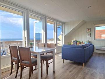 Ferienwohnung für 4 Personen, mit Garten und Ausblick in Kristiansund