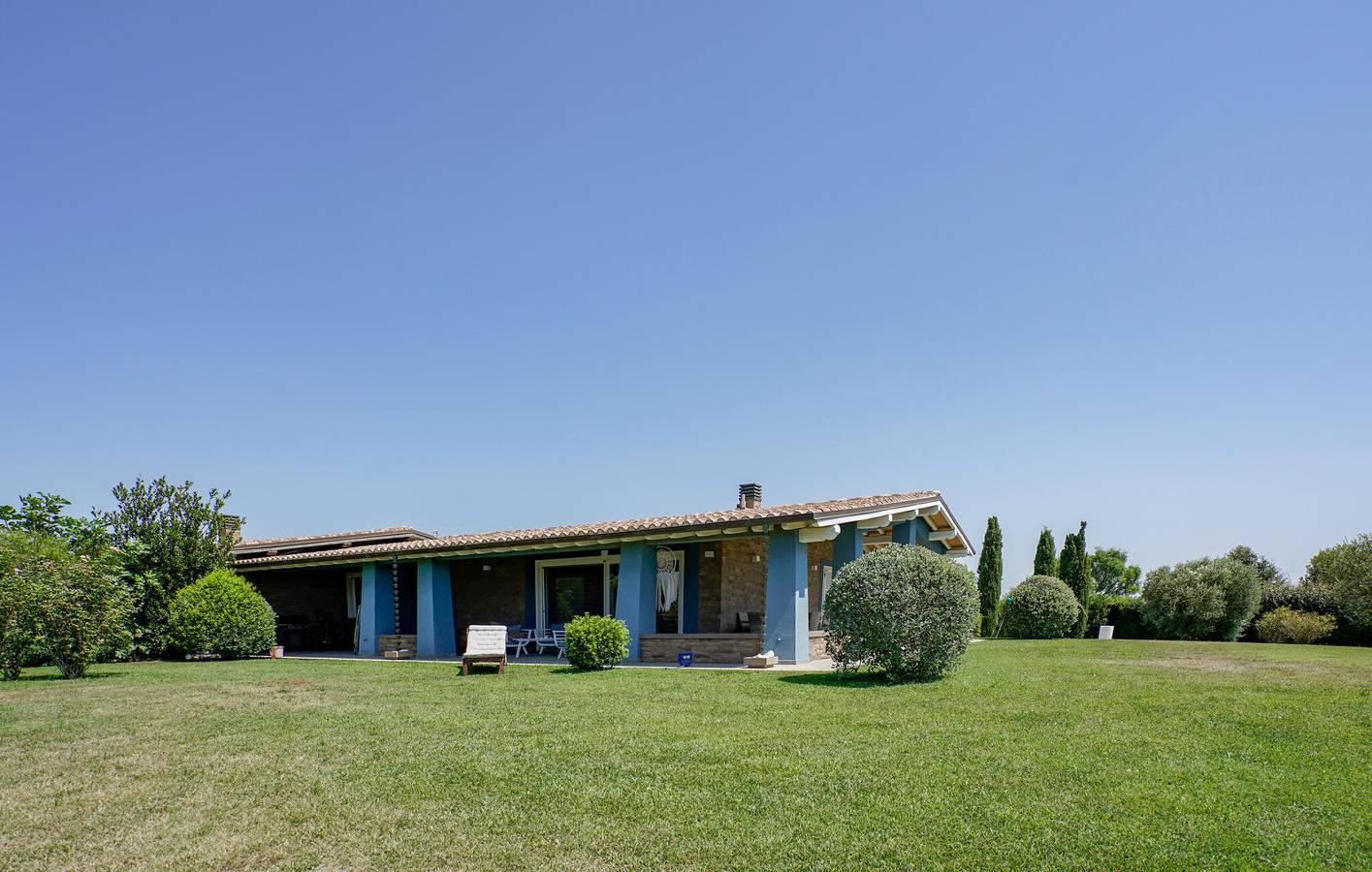 Accogliente appartamento con terrazza, WiFi e parcheggio vicino a Pescia Romana in Provincia di Viterbo