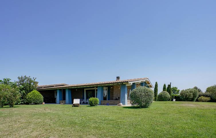 Appartement confortable avec terrasse, Wi-Fi et parking près de Pescia Romana in Montalto di Castro, Province de Viterbo