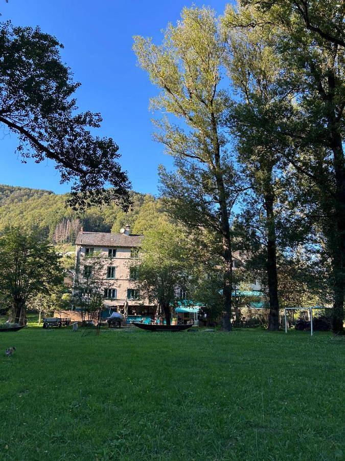 Gîte pour 3 personnes, avec vue ainsi que jardin et terrasse, animaux acceptés à Cassaniouze - 3