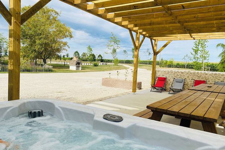 Maison de vacances pour 40 personnes, avec Jacuzzi et Jardin