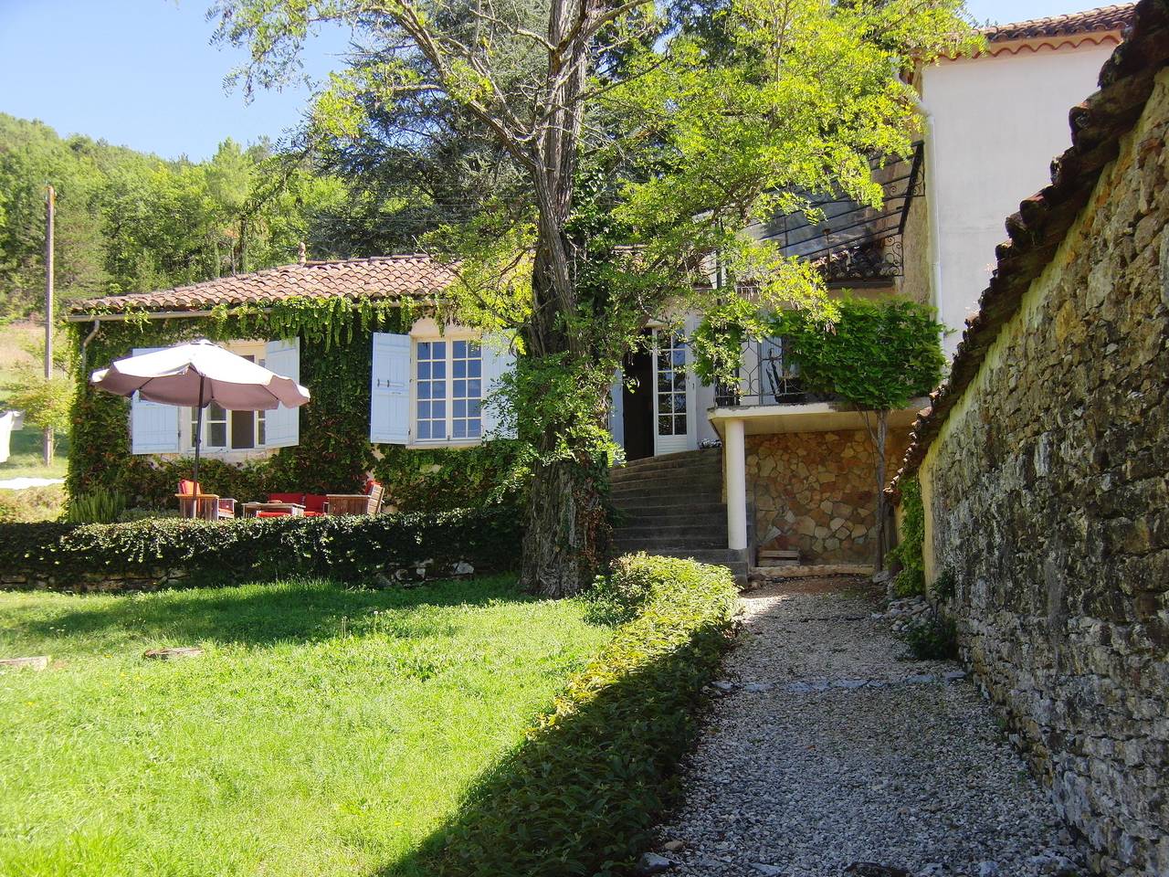 Gîte pour 4 personnes avec piscine in Puy-l'Évêque, Quercy