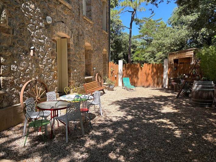 Gîte pour 6 personnes, avec Terrasse et Jardin à Villeneuvette