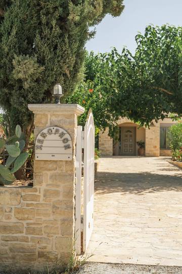 Ferienhaus für 6 Personen, mit Garten und Terrasse in Pitsidia