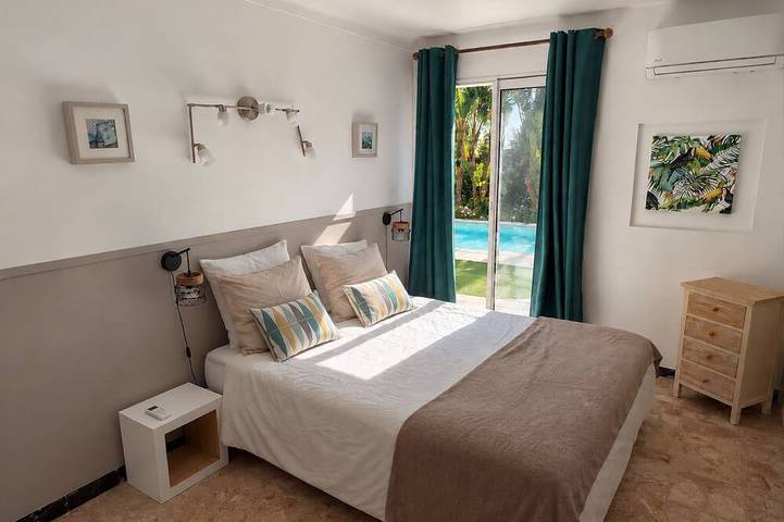 Villa Tropiques - Vue mer, Piscine chauffée 28°C, jardin, au calme, proche mer in Cavalaire-sur-Mer, Côte méditerranéenne (France)