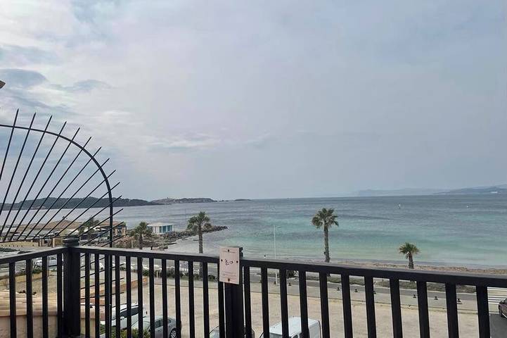 Location de vacances pour 4 personnes, avec balcon dans Le Brusc