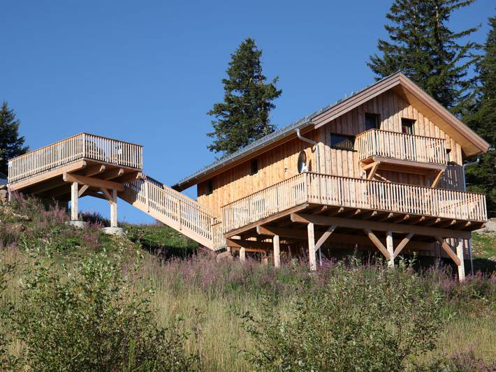 Ferienhaus für 8 Personen, mit Balkon und Terrasse sowie Garten und Sauna