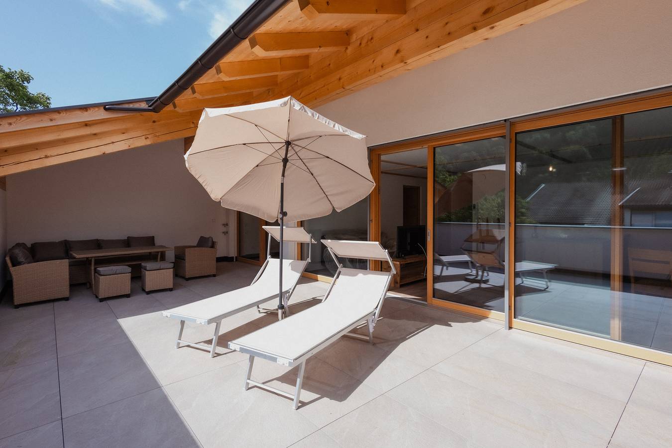 Entire apartment, Apartment 'Matscherhof Apple Blossom Exclusive' with Mountain View, Wi-Fi and Air Conditioning in Lana di Sotto, Lana