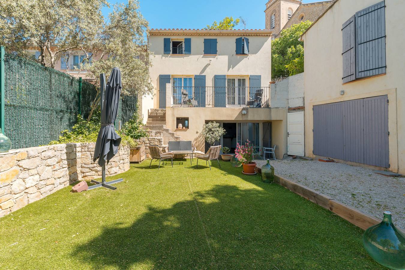 Appartamento intero, Appartamento 'Au Pied De La Sainte Victoire' con terrazza privata, giardino privato e Wi-Fi in Puyloubier, Aix-en-Provence e dintorni