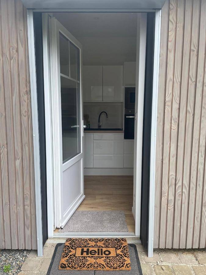 Appartement entier, Small Cocoon Studio For 2 Pink Granite Coast in Lannion, Ceinture Dorée