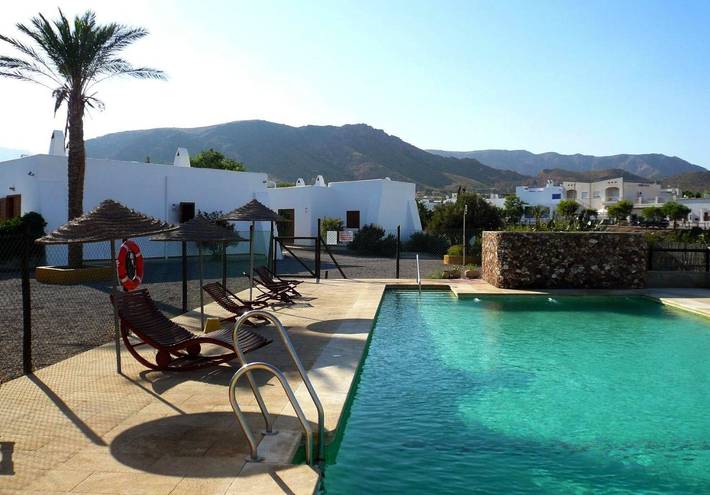 Gîte pour 4 personnes, avec Terrasse et Jardin ainsi que Piscine et Vue dans El Campillo De Rodalquilar