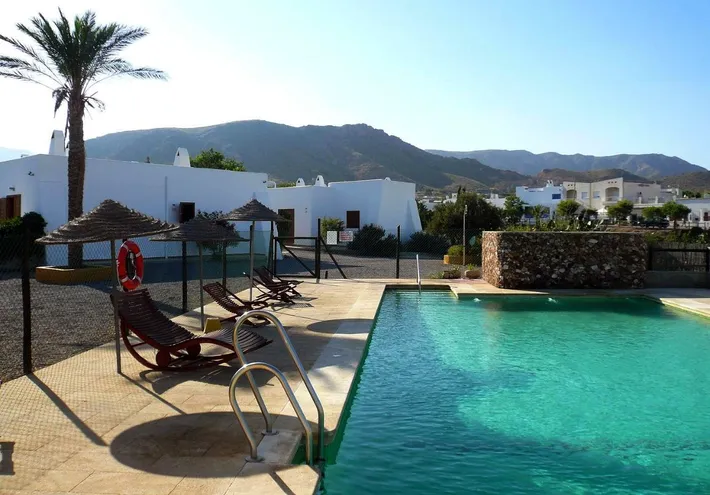 Apartamento de vacaciones para 4 personas, con piscina además de jardín y vistas, Se admiten mascotas - 1