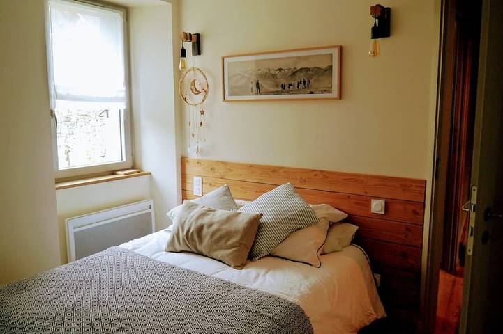 Location de vacances pour 10 personnes, avec terrasse et jardin, animaux acceptés à Saint-Aventin - 3