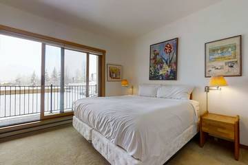 Vacation Apartment for 8 Guests in Steamboat Springs, Routt National Forest, Picture 4