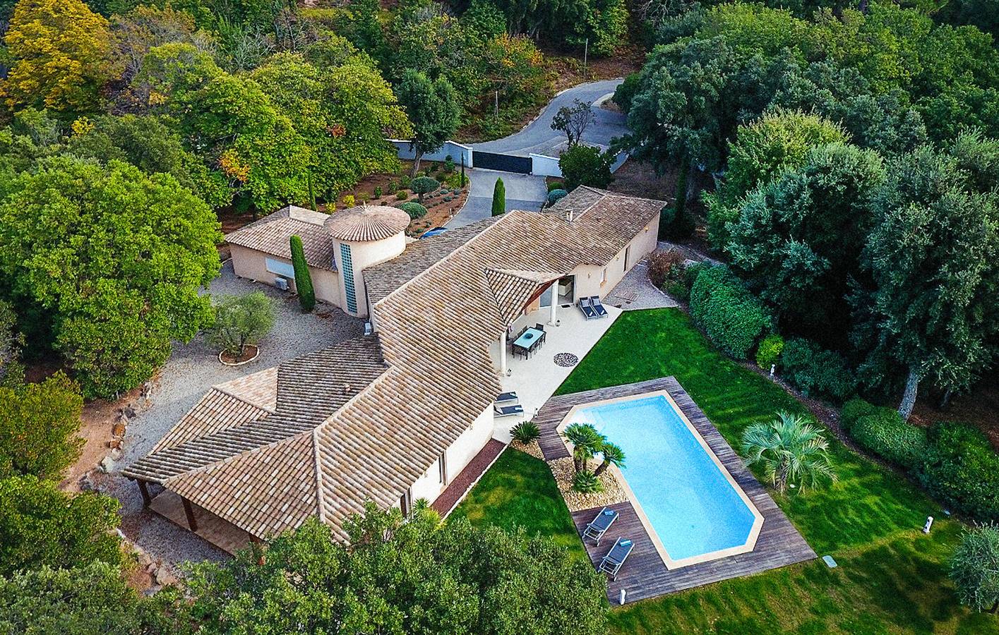 Gemütliche Wohnung mit Pool und Terrasse bei Les Adrets-de-l'Estérel in Frejus, Massif de l'Esterel
