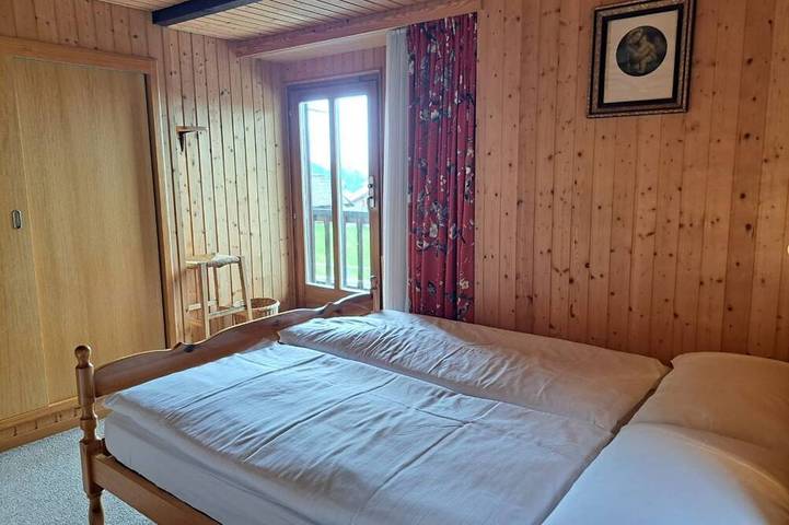 Ganze Wohnung, Geräumige Familienwohnung (Casetta di Carì) in Tengia, Carì